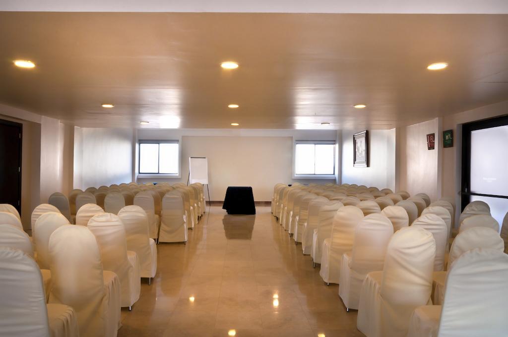 Imperio De Angeles Executive Leon Poliforum מראה חיצוני תמונה